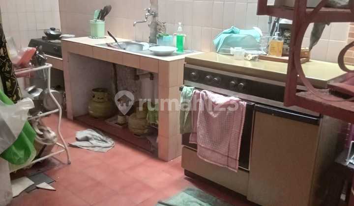 Classic Ready-to-Occupy House in Turangga Area, Bandung 2