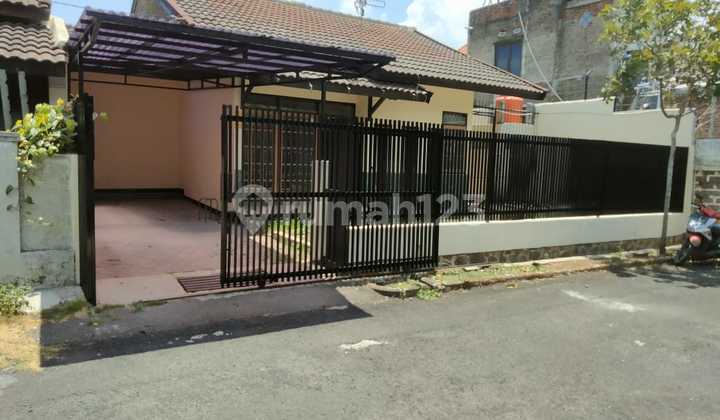 Rumah Terawat Siap Huni di Arcamanik Bandung