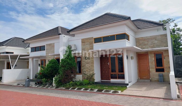 Modern House & Safe Legality, Strategic Location in Klaten City 2