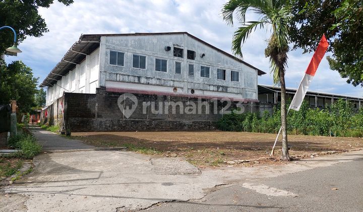 Beautiful Land Near Campus in Jogja Beautiful Land Near Campus in Jogja