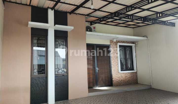 Rumah Shm Bagus Dan Terawat di Metland Puri