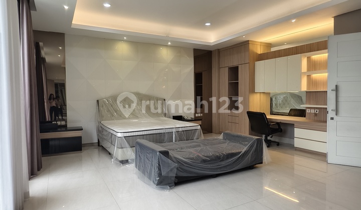 Rumah Mewah Siap Huni Cluster Terdepan Pantai Indah Kapuk 2