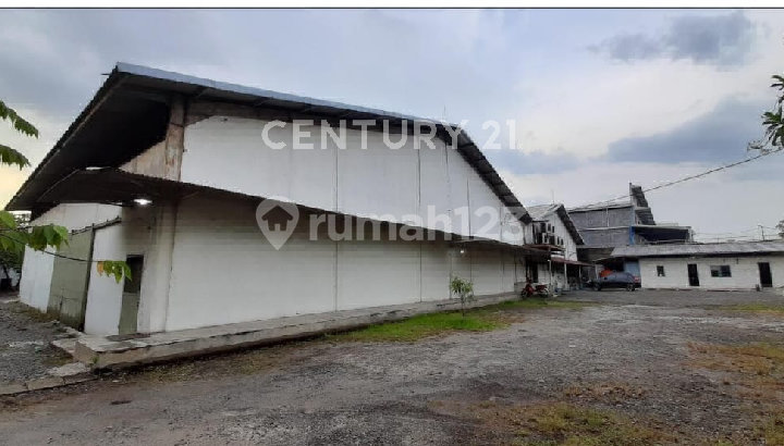 Pharmaceutical Factory with Permits and Equipment in Jakarta Grade A Pharmaceutical Factory with Permits and Equipment in Jakarta Grade A