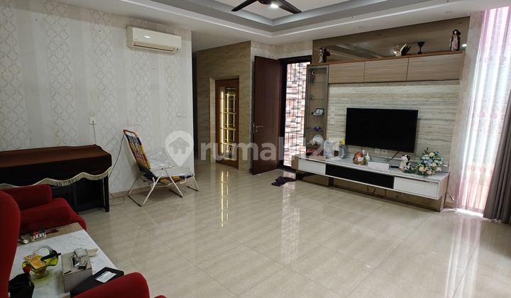 Dijual Town House Mewah Kawasan Elite Seafront Ancol