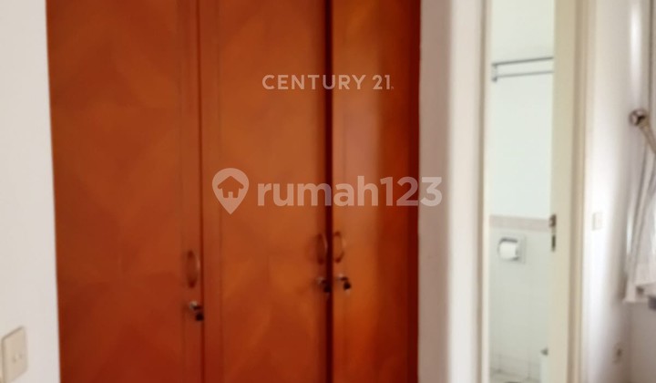 Sell a Beautiful Luxury House Ready to Occupy Corner Position Tangerang Golf Garden 2