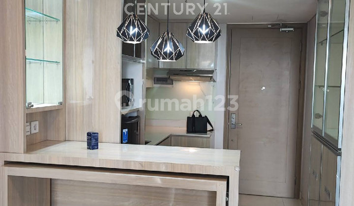 Apartemen Gold Coast Pik 2 BR Furnished Tower Honolulu Bagus