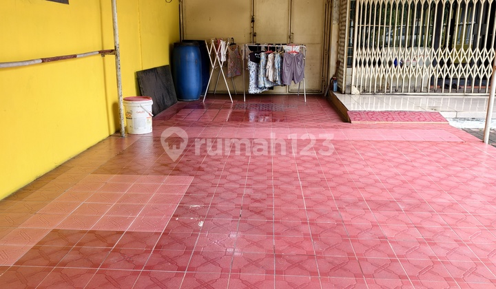 Rumah Pluit Jalan Lebar Hadap Timur Lokasi Bagus
