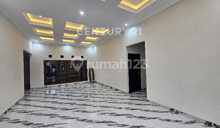 New Pejaten Hoek House, Ready to Occupy Quiet Area