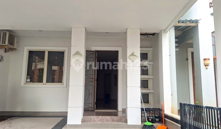 Standard 2-Story Ready-to-Occupy House in Bgm Kelapa Gading Standard 2-Story Ready-to-Occupy House in Bgm Kelapa Gading