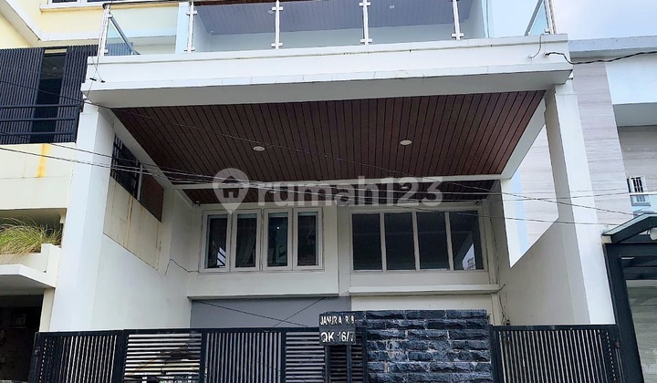 Rumah 3 Lantai Siap Huni di Janur Asri, Kelapa Gading