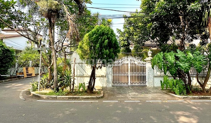 Rumah 1 Lantai Hook Luas Siap Huni di Pulomas