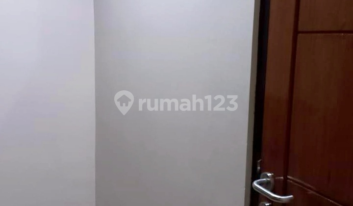 Rumah 2 Lantai Minimalis Siap Huni di Kelapa Gading 2