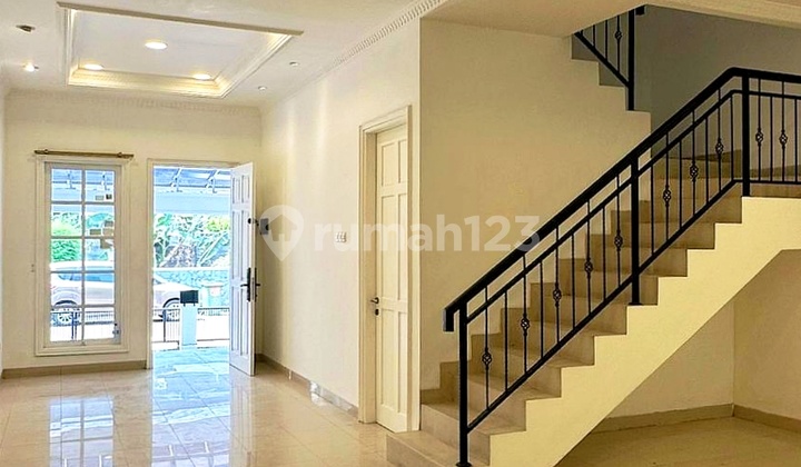 Rumah 2 Lantai Cantik Siap Huni di Bgm Kelapa Gading 2
