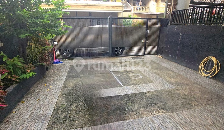 Rumah 2 Lantai Minimalist Siap Huni di Kelapa Gading 2