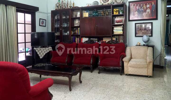 Rumah SHM Lokasi Strategis di Tamansari, Bandung 2