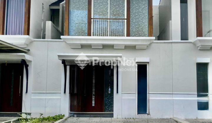 DISEWAKAN RUMAH GRAND HARVEST KEBRAON WIYUNG 2 LANTAI DEKAT TOL SUMO 1