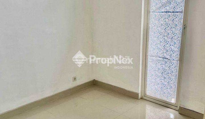 DISEWAKAN RUMAH GRAND HARVEST KEBRAON WIYUNG 2 LANTAI DEKAT TOL SUMO 2