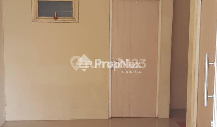 For sale quick and cheap, ready-to-occupy house in Greenlake Wonorejo. 2