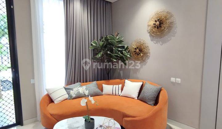 DISEWAKAN RUMAH GREENLAKE CITRALAND 3 KT 2 LANTAI FULL FURNISH BAGUS 2