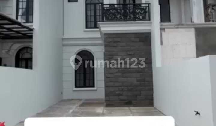 Luxury Housing Complex Near Cibubur LRT 2