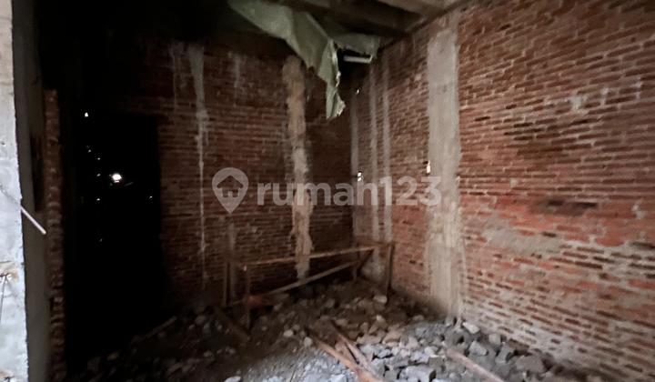 Rumah Mewah 3 Lantai Jagakarsa Jakarta Selatan 2