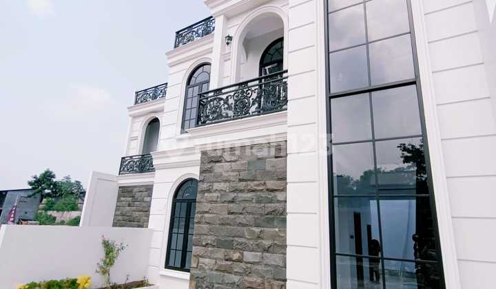 Rumah Mewah Dekat Toll Cibubur 2