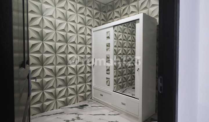 Rumah 2 Lantai Mewah Murah Dekat Toll Cimanggis