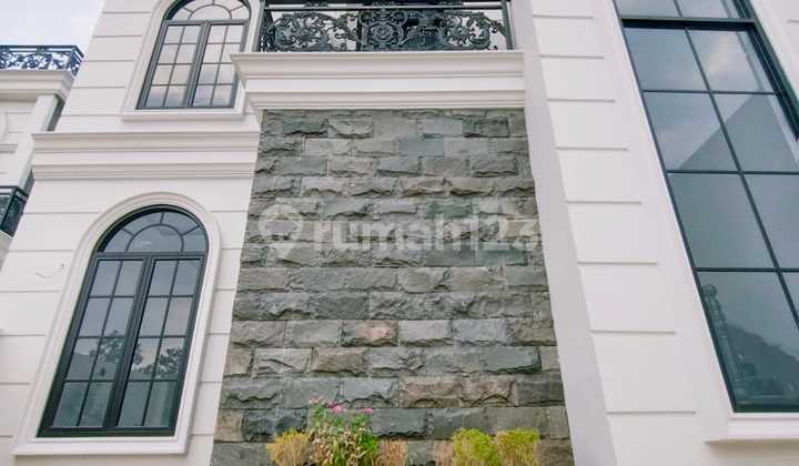 Rumah Mewah Dekat Toll Cijago