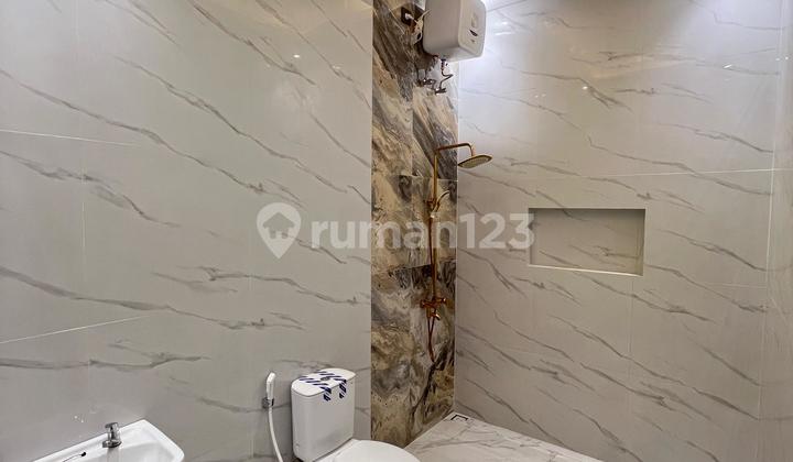 Rumah 3 Lantai Di Jagakarsa Jakarta Selatan 2