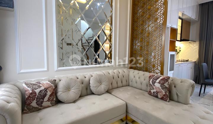 Jual Rumah American Classic Under 2 M Lokasi Cirendeu 2