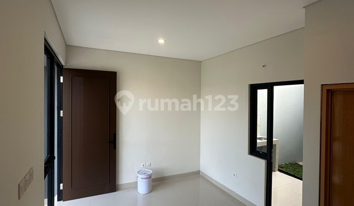 2-Story House SHM Located in Pamulang, South Tangerang City Starting Price 900 Million Ready to Occupy 2