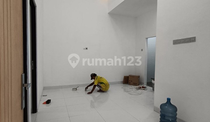 Minimalist House on Jl. H. Kocen Cilodong, SHM Legality 2