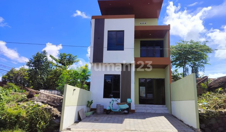 Rumah Baru Siap Huni Lokasi Dekat Kampus Widya Mataram Gamping Sleman