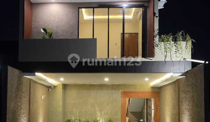 Kost Eklsklusif Lokasi Strategis Dekat Kampus UII Ngaglik Sleman