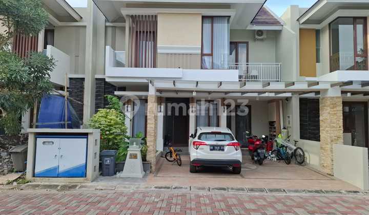 Rumah Mewah Semi Furnish di Perum Vasana Residence Condong Catur Sleman. 2