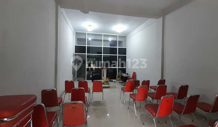 3-Story Strategic Ruko in Grand Maris, Banyurojo, Mertoyudan, Magelang 2