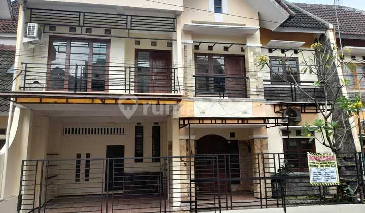 2-Story House Located in Taman Kuantan Housing, Mlati, Sleman 2