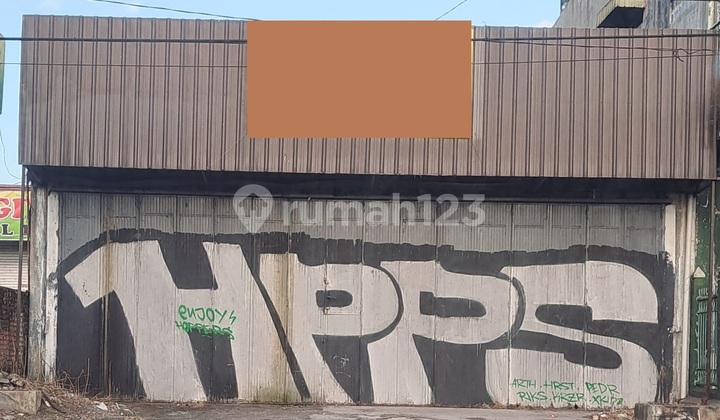 Shop House Suitable for Business, Strategic Location on Jl A Yani, Magelang City 2