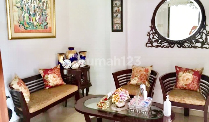 Rumah Lux 2 Lantai Hook Strategis Dekat Summarecon Soekarno Hatta Bandung Rumah Lux 2 Lantai Hook Strategis Dekat Summarecon Soekarno Hatta Bandung