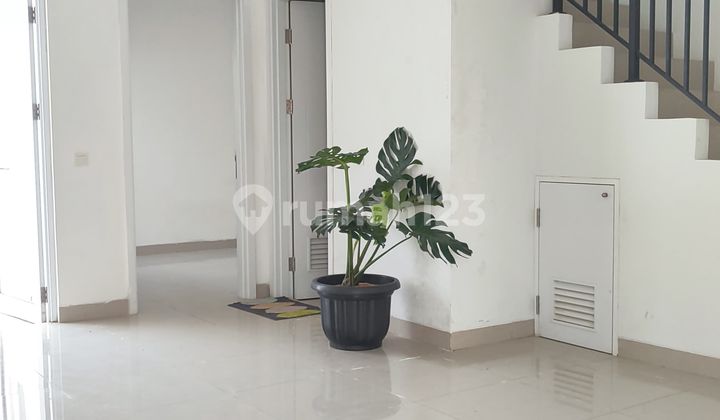 PRICE DROP, SELLING AT A LOSS, READY-TO-OCCUPY HOUSE IN SAVIA CLUSTER BSD HOOK 2