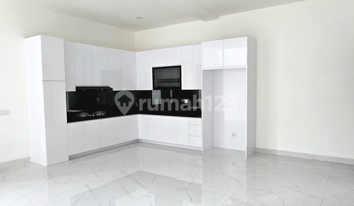 Puspita Loka BSD Baru Renovasi Full 1 Rumah 2