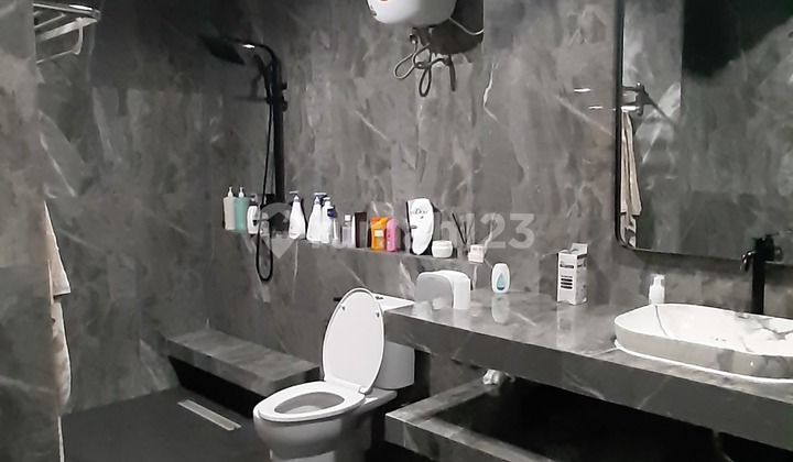 For Sale Quickly Fully Renovated Ready-to-Occupy House at The Icon - BSD City 2