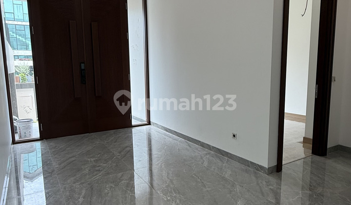 For Sale New House De Latinos BSD Split Level Hoek Badan 2