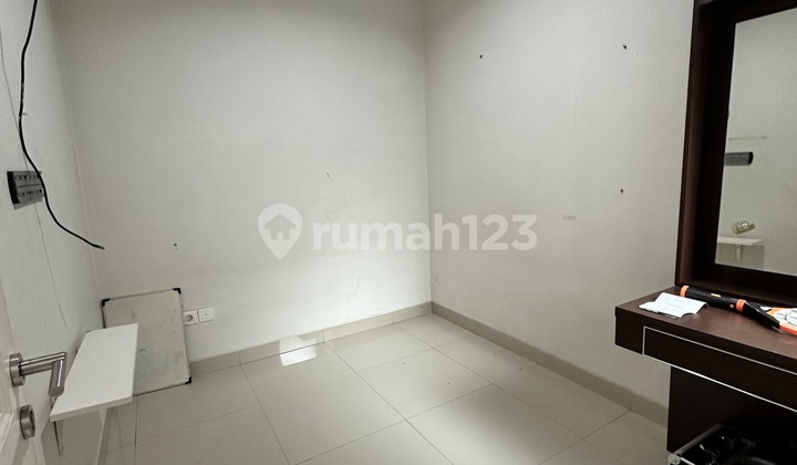 FOR SALE Semi-Furnished House in SAMARA VILLAGE GADING SERPONG 2