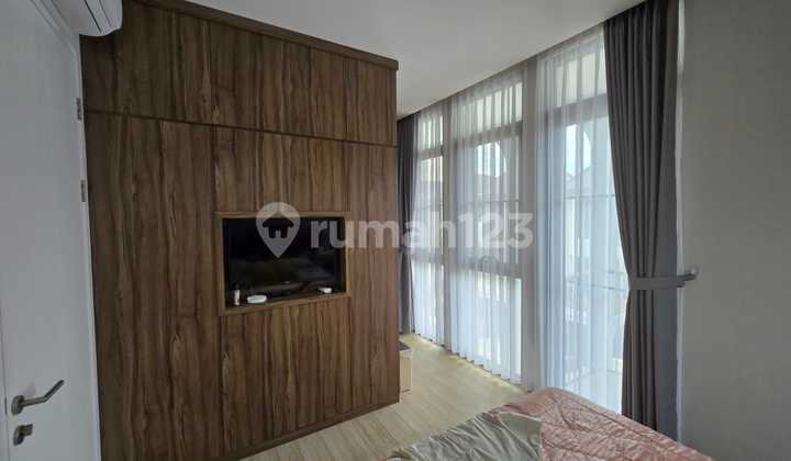 FOR SALE HOUSE LOCATED IN AETHER GREENWICH PARK CLUSTER, BSD CITY 2