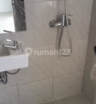 For Sale Ready-to-Occupy House Located in Park Serpong, Gading Serpong