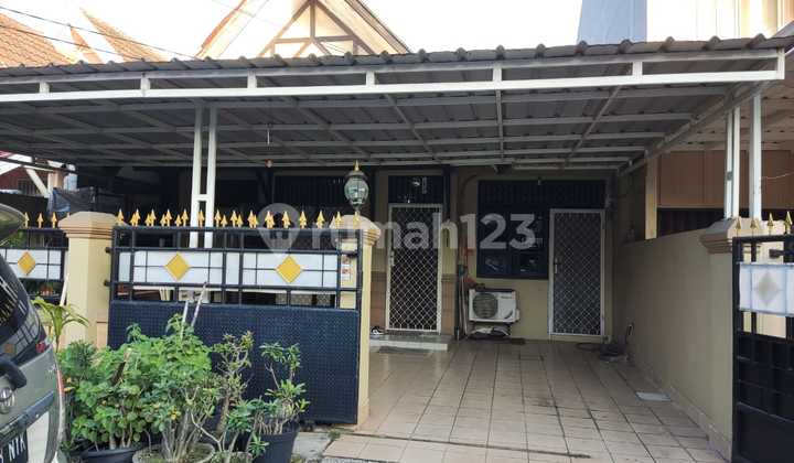 For Sale House in Sector 7A Gading Serpong 1-Story Building