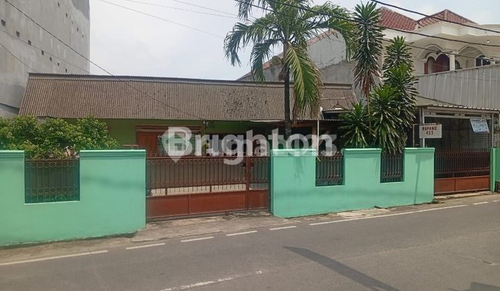 Kemanggisan House West Jakarta