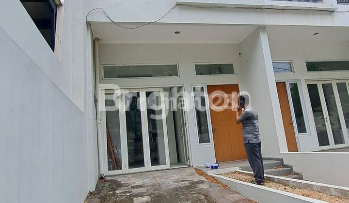 RUMAH  KEBON JERUK JAKARTA BARAT