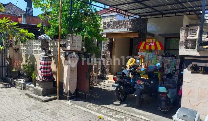 For Sale Second-Hand House Ready to Occupy in Jepun Pipil Kesiman For Sale Second-Hand House Ready to Occupy in Jepun Pipil Kesiman